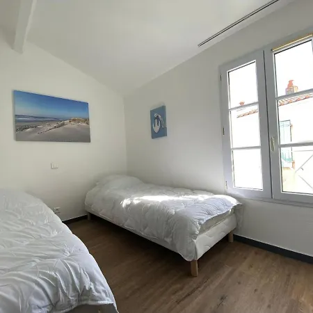 Apartment Agathe Bel Avec Piscine La Flotte
