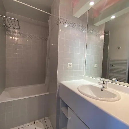 Agathe Bel Avec Piscine 아파트 *